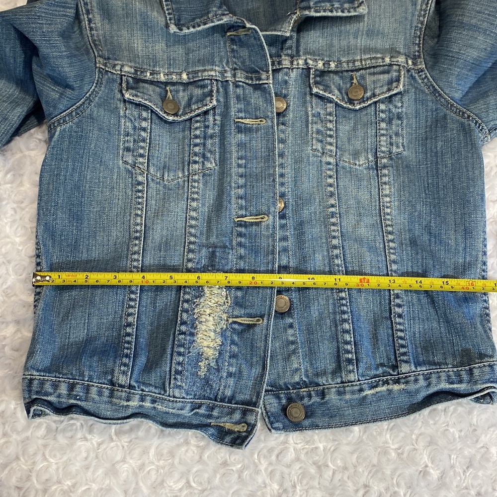 American Eagle size M distressed jean jacket - Picture 8 of 13